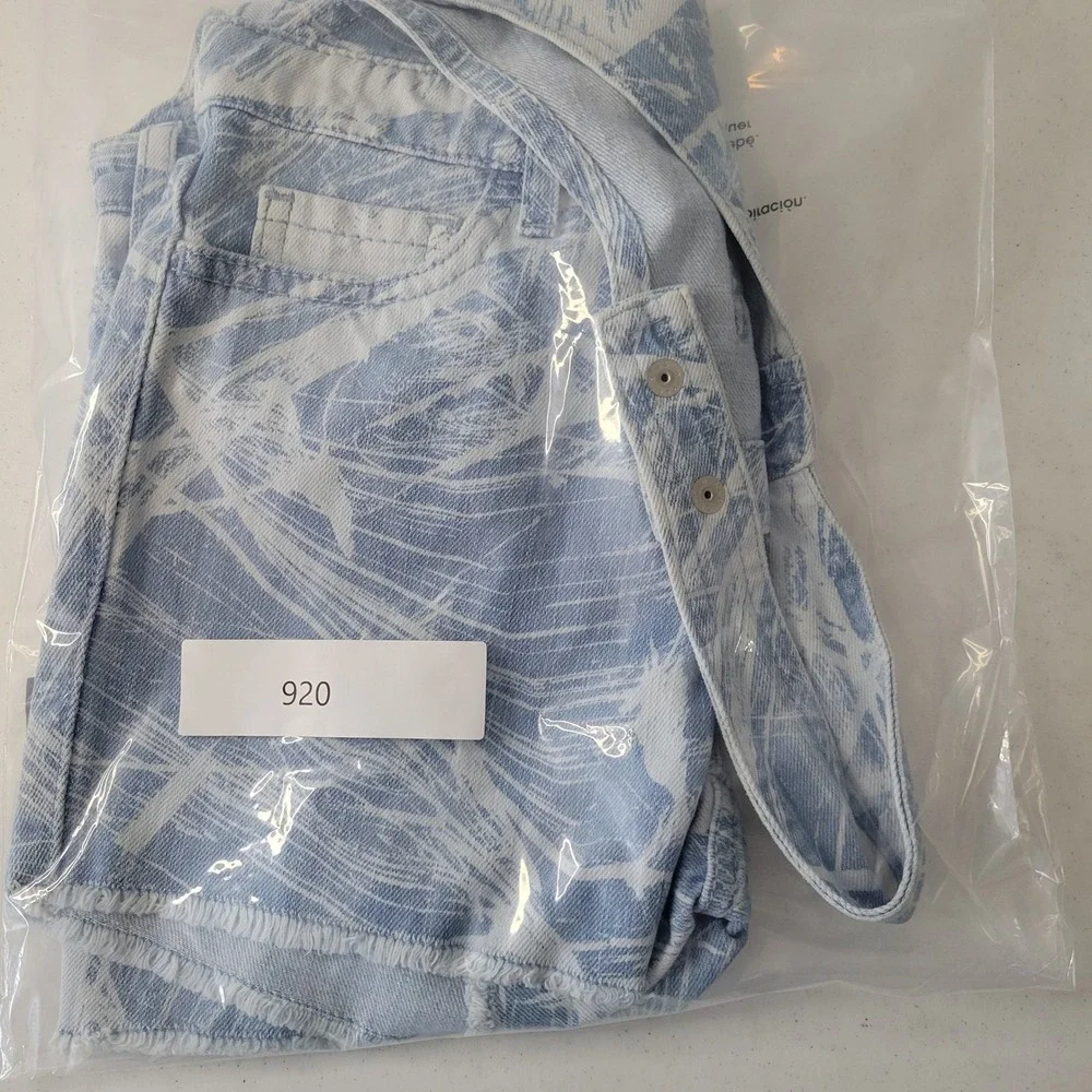 The Childrens Place Girls Blue Abstract Palm Print Denim Shortalls Size 6X/7 NWT